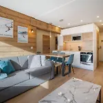 Apartment Ski-in Ski-out Fully Renovated With Panoramic Views *