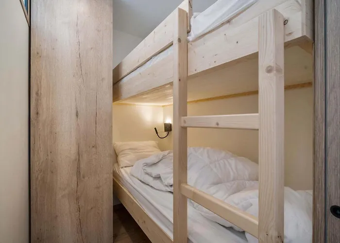 Ski-in Ski-out Fully Renovated With Panoramic Views *