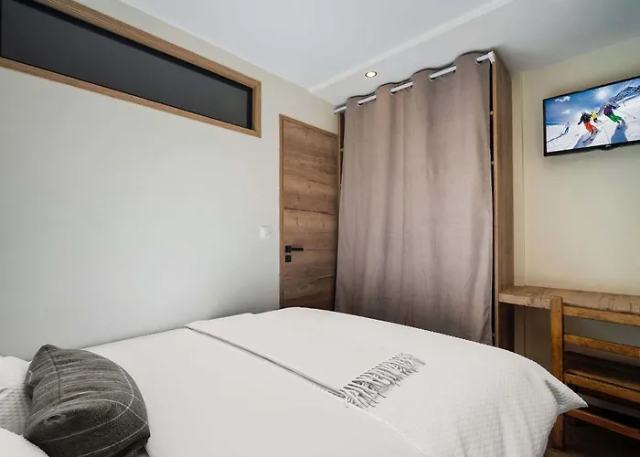 Ski-in Ski-out Fully Renovated With Panoramic Views Апартаменты *